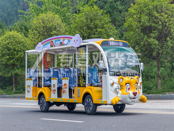 燃油观光车：开挂旅行的舒适选择
